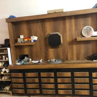مكتب ضخم وكرسي رأسي للتواصل 07837775528