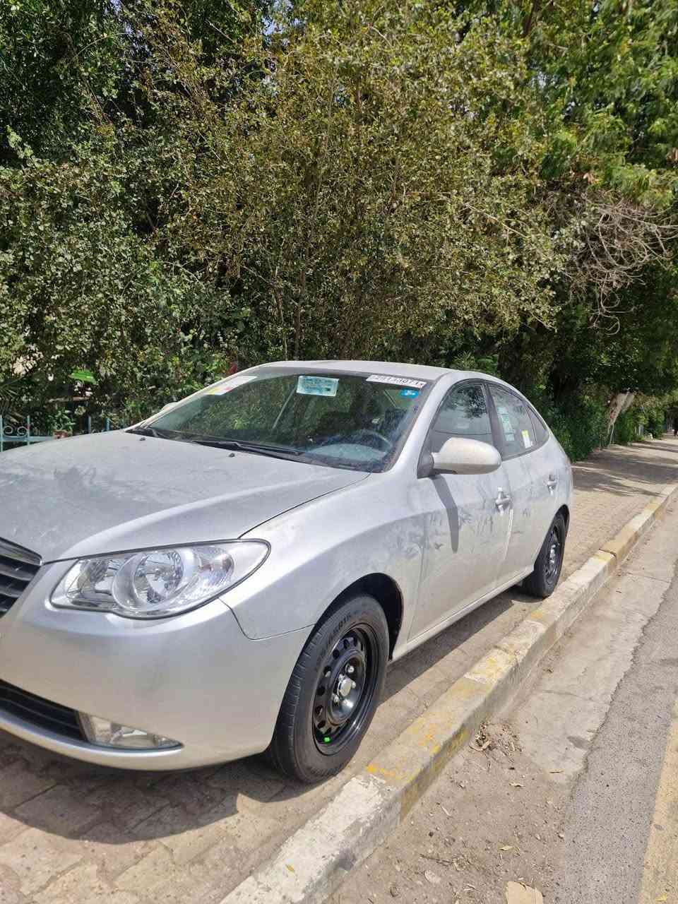 السلام عليكم

النترا أمريكي ٢٠١٠ مكينه 2000 بيها بداية تنقيص يعني كل ألفين ميل تنقص نص قطره حادثها جاملغين وباب اني ابيعلك صفحة العبري وجاملغ غير هذا مابيها مكفول السيارة خير من الله مابيها كل نقص ماشية ١٧٩٠٠٠ ميل غرفتها جديده تخم تاير جديد ويل اصلي مال حاوية 

للبيع او مراوس مكان بغداد الشعلة السعر ٩٠ورقة وبيها مجال رقم ***********/*********** بغداد, العراق
