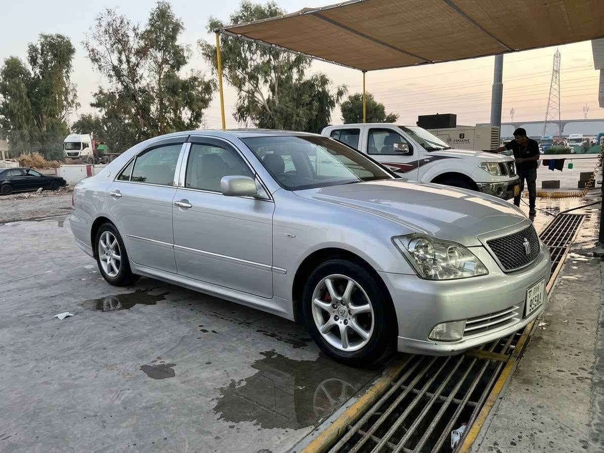 شاهینه • 2005 • كاميرا