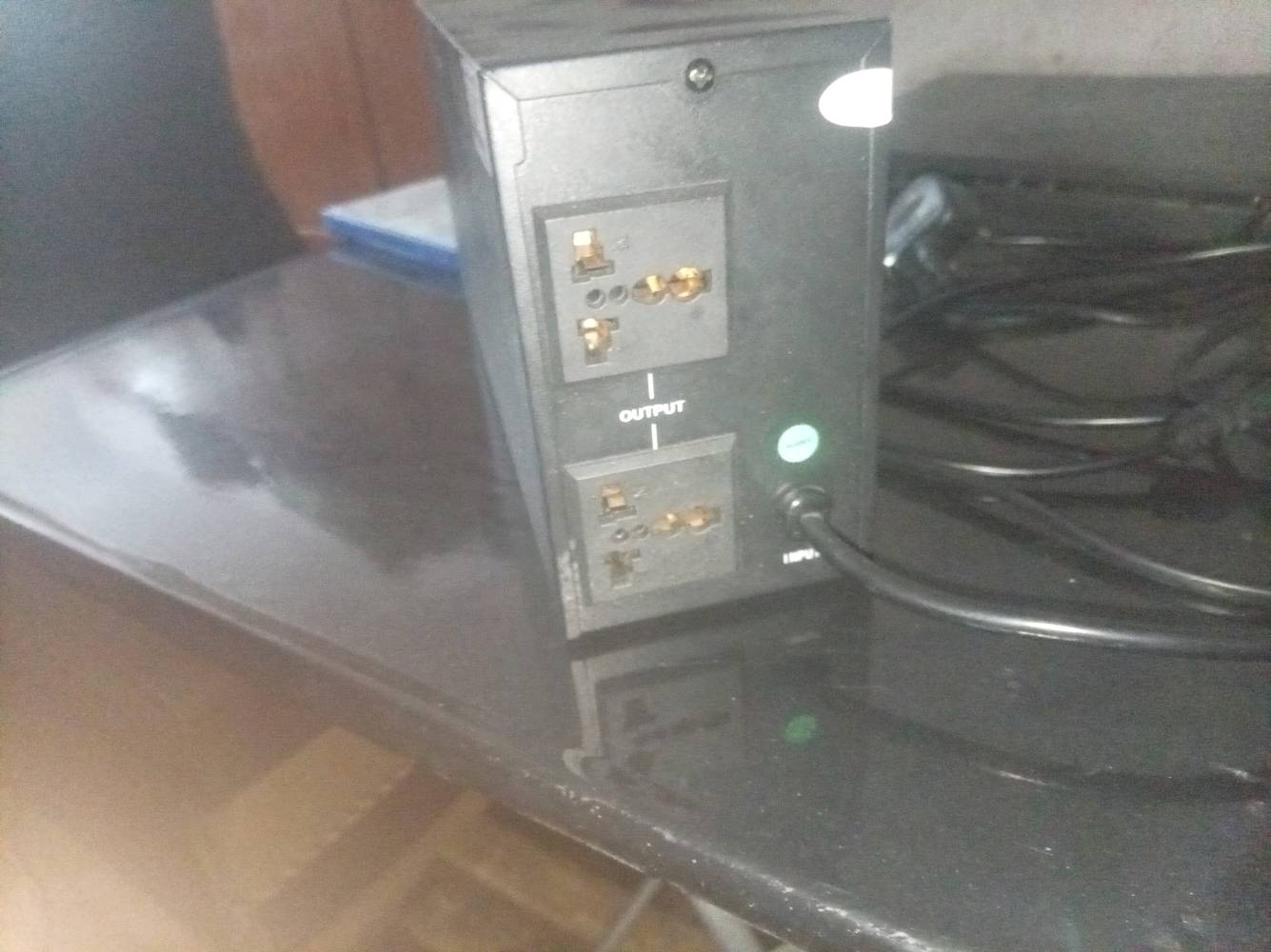 ابلي اخو جديد بس ماكو يده تحكم نضافه ٪  75
سعر 300بي مجال