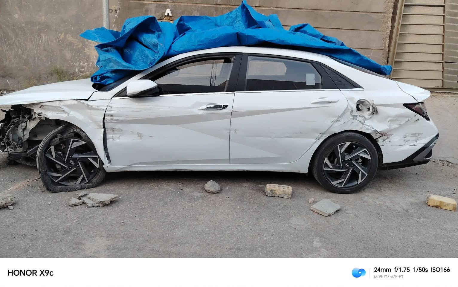 السلام عليكم
الانترا 24خليجي محرك 1500دبل نوزل معوقين مثني باقي سنتين  ابيع عل حادثه
***********
