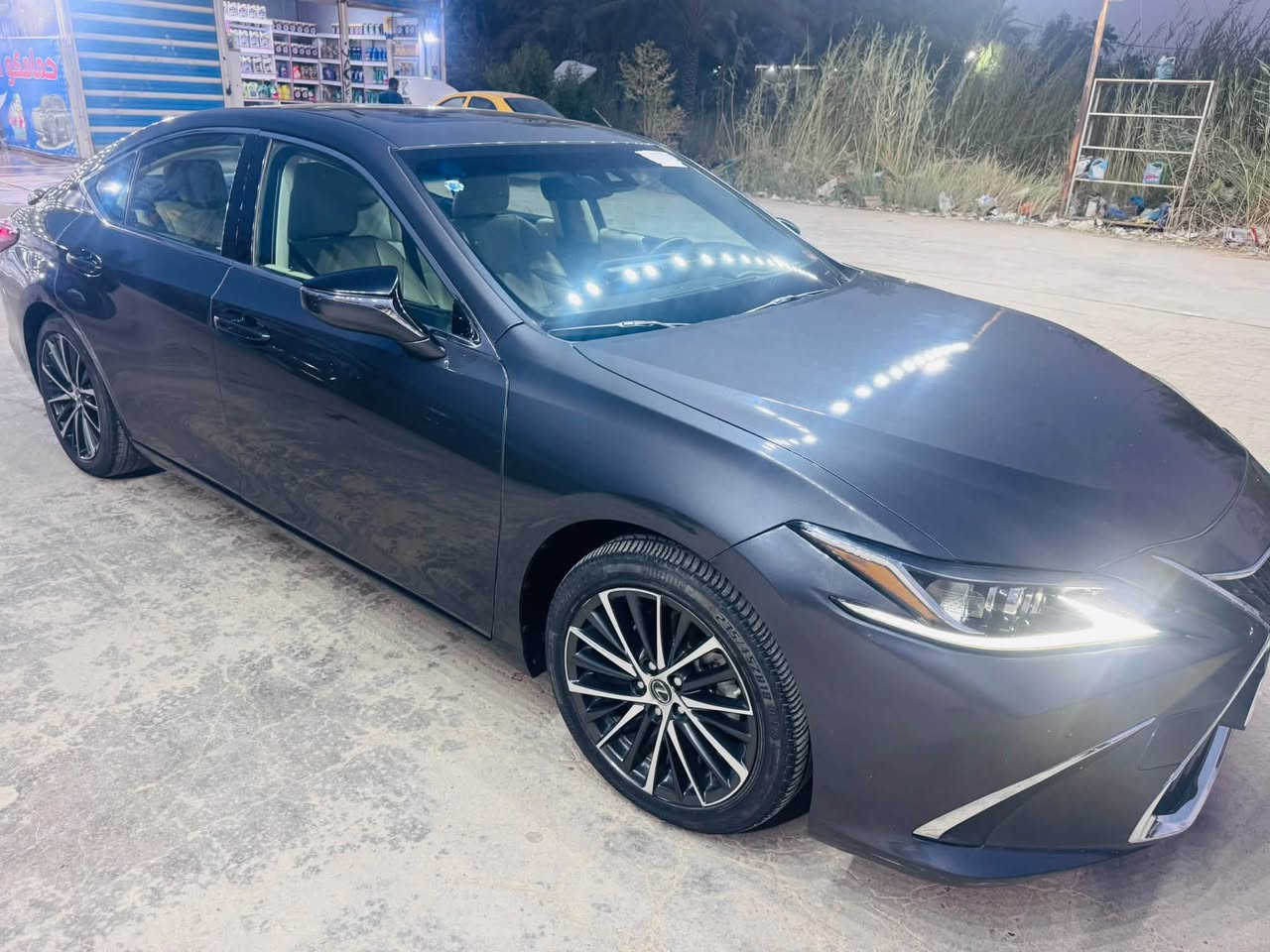 لكزس ES300h • ٢٠٢٤ • رقم بغداد