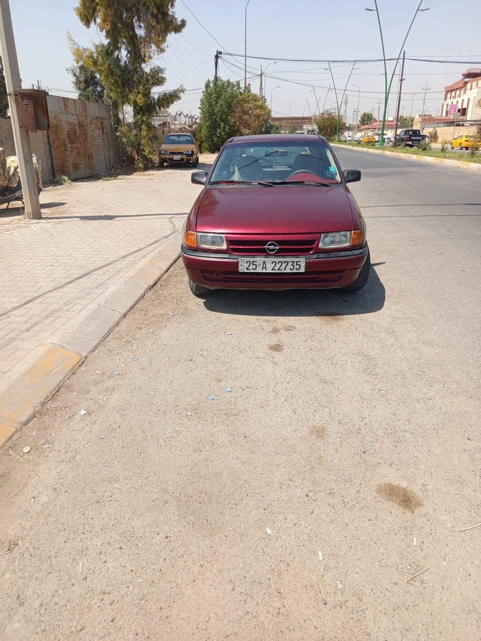 سلام عليكم
سياره اوبل فكترا موديل 92حجم 16شرط لا صرف ولا بخار  مابي اي شي رقم سنويه كله جديد مشروع وطني بيه دفتر بانزين كهربائيه كلها شغال اربع إطارات جديد  تدفئه شغال 
السياره مال بيت نضيفه طوبه 
سعرها38 بيها مجال بسيط 
مكان كركوك 
***********
