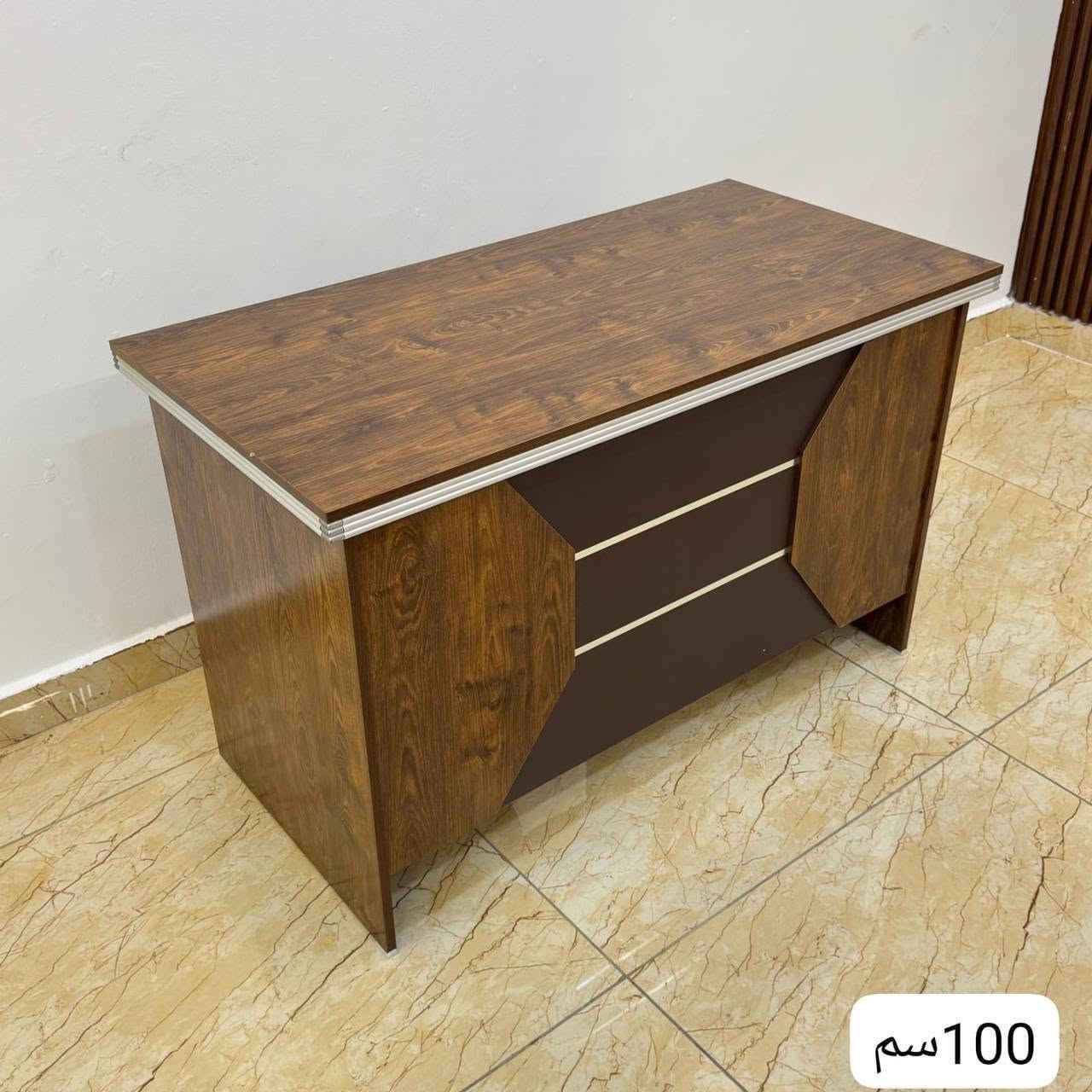 ٨٠ سم 110 الف
١٠٠ سم 125الف 
١٢٠ سم   140

توصيل داخل بغداد  5 اطراف 10 
جميع  المحافظات 25 الف 🚚

موديل #صيني
بدون شد 🚫
للحجز والاستفسار يرجى مراسلتنا على خاص او عبر رقم الواتساب  ***********

نص مكتوب في الصور:
- 140 سم
- M12 80cm
- 80 سم
- 100 سم
- ميز مكتب Al Qasim Furniture FOLLOW US M080-A
- ميز مكتب Al Qasim Furniture M080-B FOLLOW US