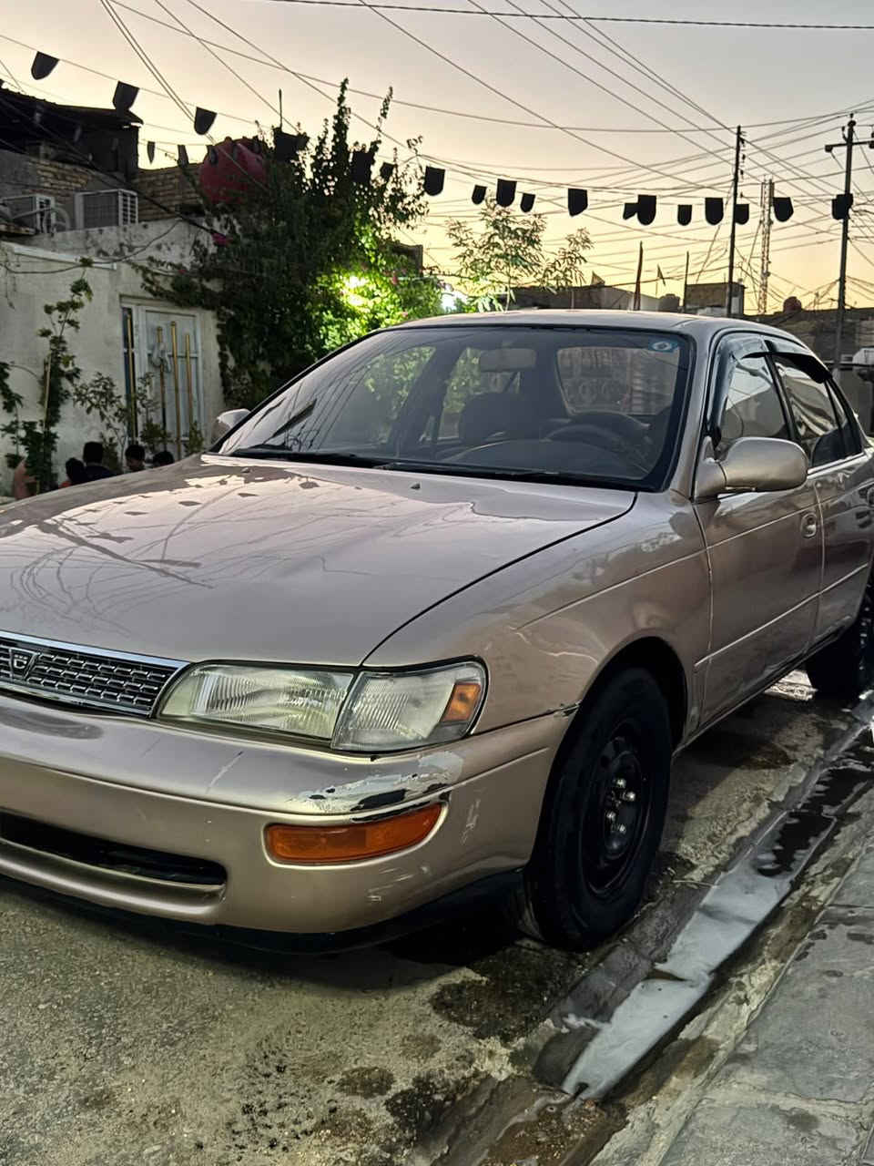 سلام عليكم 

كورلا موديل 92 نضيف سياره حداديه نضيفه كير جديد مكينه بيه خط بخار قليل رقم بابل جديد توني مسوي باسمي 
مكانها النجف حي النصر رقم تلفون مالكها‏‪***********‬‏
