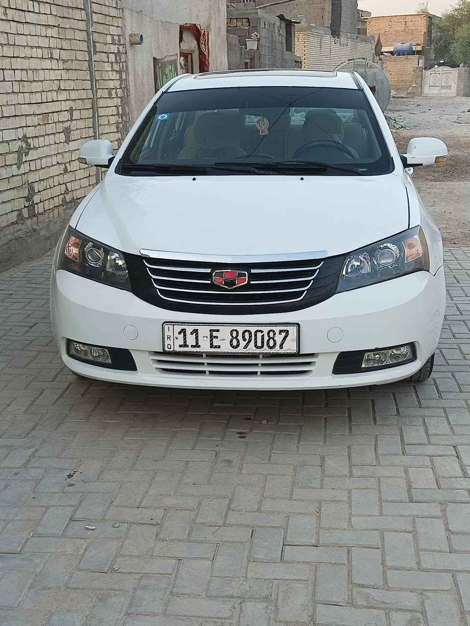 من رخصت مدير الكروب المحترم سلام عليكم 2013 كفاله عامه سياره مكينه كير تبريد ثلج تخم تاير ويل كب فتحه سقف كهربائيه كلهه شغاله كدام العين مكاني بغداد شهداء العبيدي والسعر 65 وبيهه مجال حل الجيه مكلف بل نشر ***********
