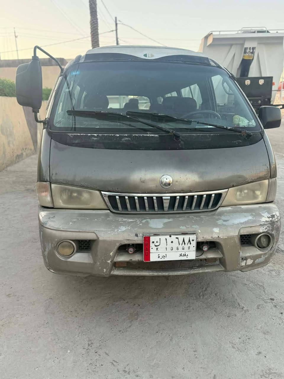 سلام عليكم للبيع فقط كيا بريجو 14راكب موديل 2004 رقم بغداد بسمي سنويه مشروع وطني السياره صارلها عندي 10سنوات   صدر امامي خلفي قبل شعر شديته ومشط استيرن جديد محرك 3000 مكفول كير مكفول اكسن مكفول شواصي مكفوله السياره حلوه وناعمه صبغ حزام بدون قماره بيها ضربه باباب الخلفيه شويه اليوم انضربت عل ضربتها لي هسه ماصلحتها  مااجاوب خاص ولا تعليق اتصل واني بخدمتك ‏ ‪ السعر 87 بيها مجال‏ ‪***********‬‏ انور 
مكان السياره بابل ال سكندريه الحصوه

نص مكتوب في الصور:
- CAMON 30 23mm f/1.8 1/118s ISO50