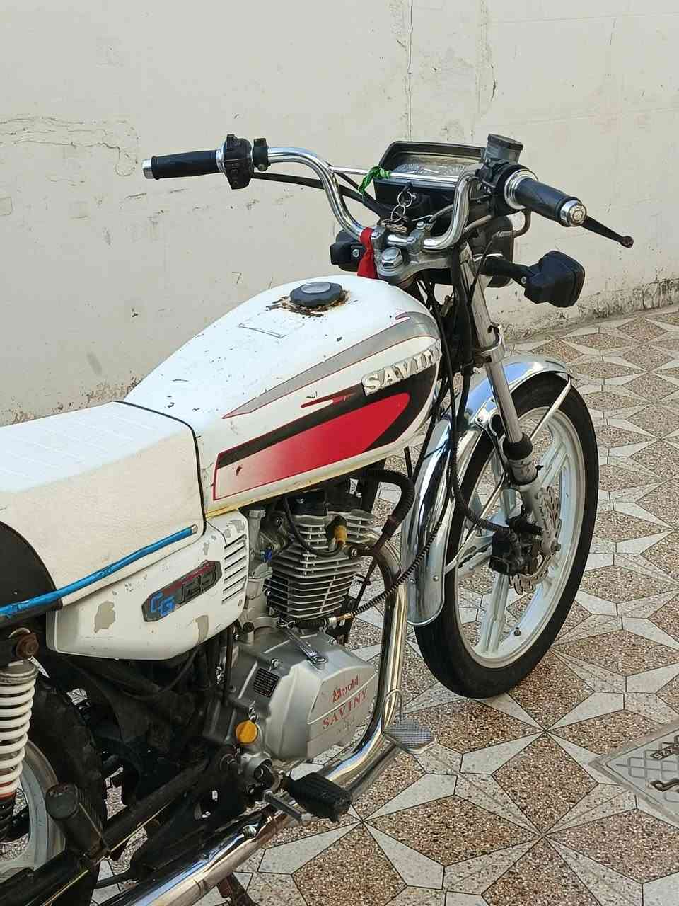 دراجه سيفان مديل ٢١  دراجه حلوه و نضيفه اوراق دراجه نكره سلف  كهربيات شغله دشبول اشايره ليت عالي ناصي  مكان بابل الحمزه العربي سعر ٤٥٠وبيها مجال قليل,***********
