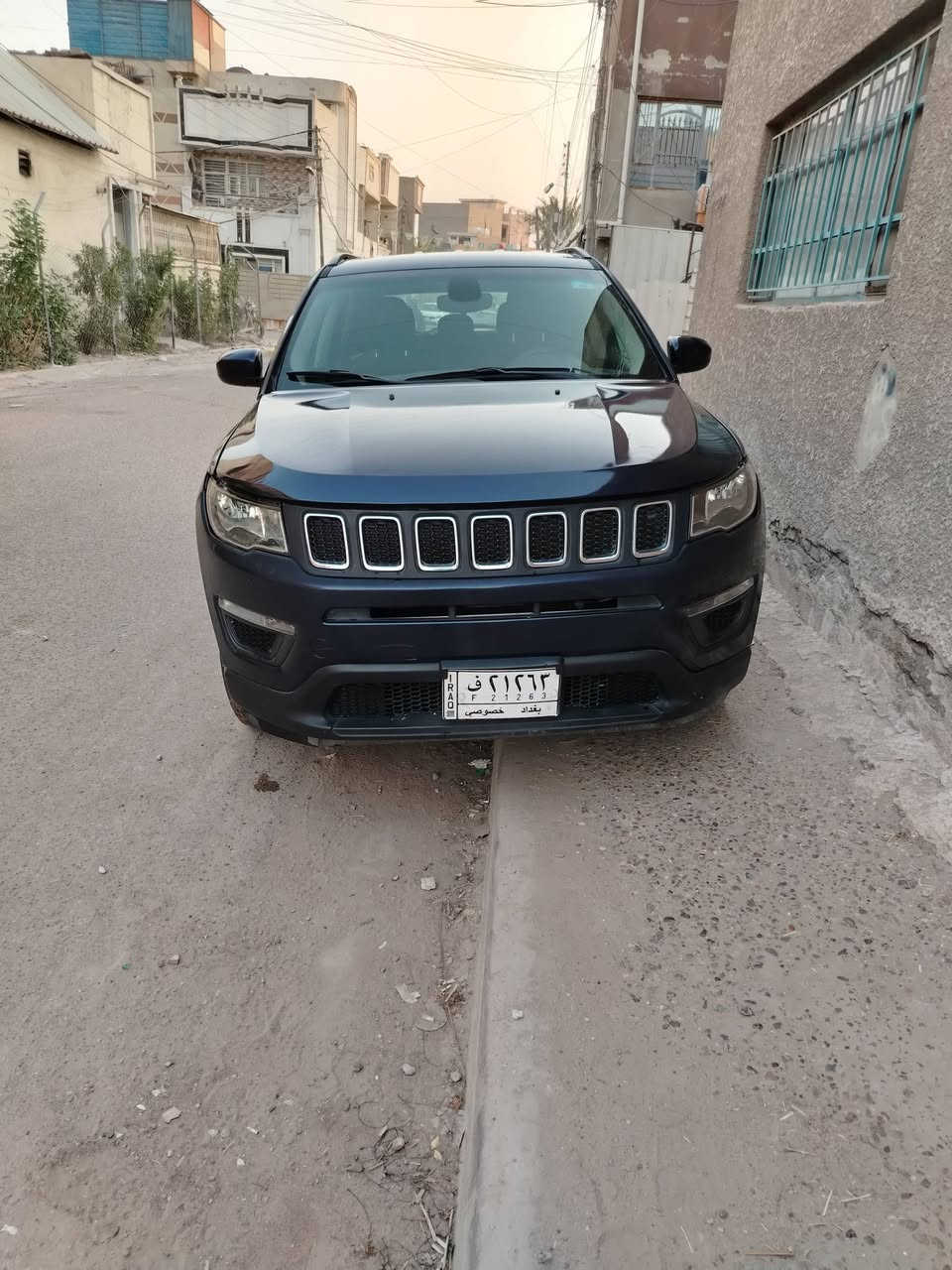 سيارة جيب كومباس سبورت فور ويل موديل 2020 ماشية ٣٢ ميل شغالة هندبريك بصمة حادثه بنيد مصبوغ السعر 120 ورقة في بغداد اتصال فقط *********** ابو ابراهيم
