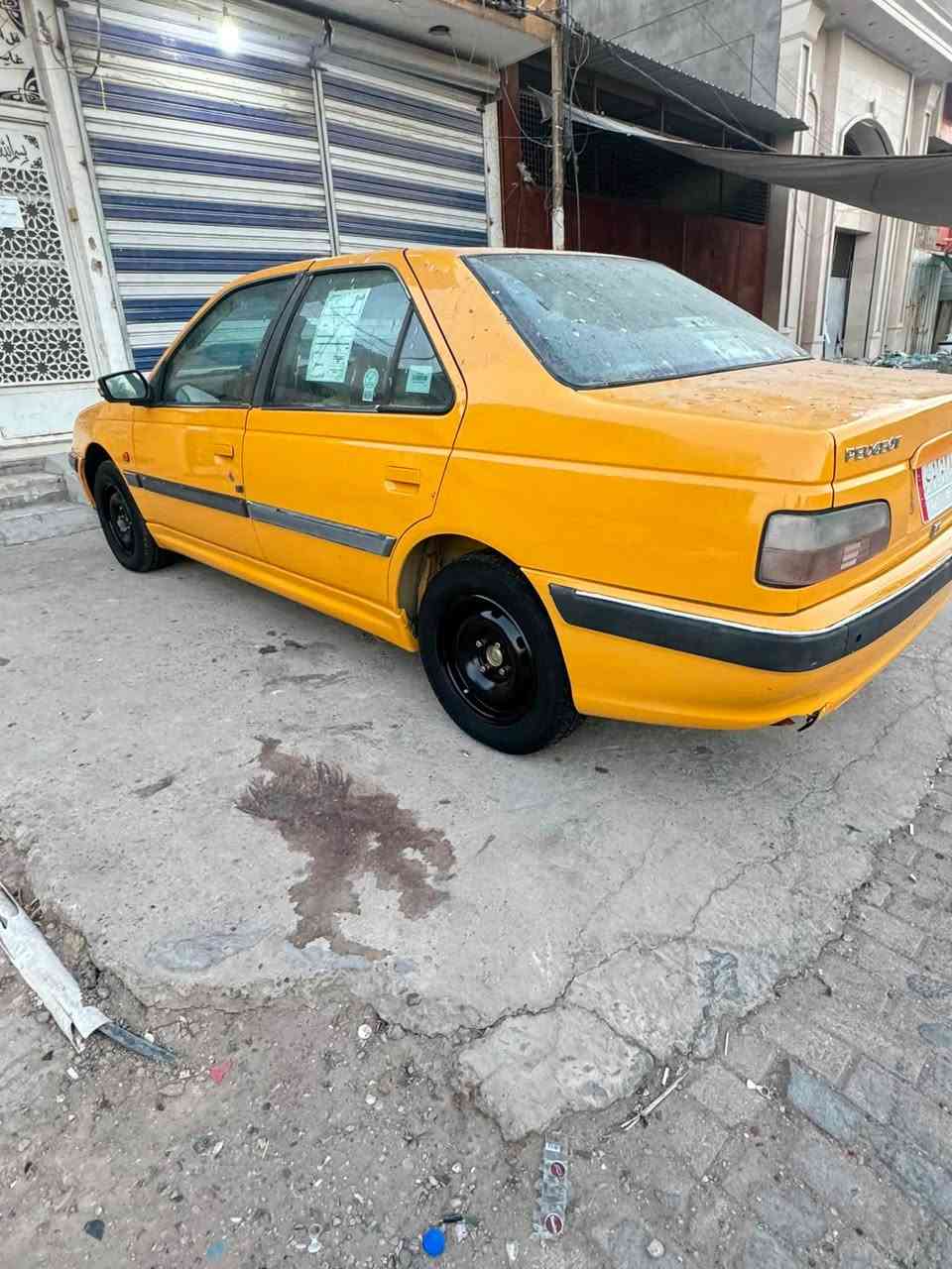 سلام عليكم للبيع بيجو بارص موديل ٢٠١٥ كير محرك جدد تخم تاير جديد صدر مامي خلفي جديد لا ضربه ولا تبديل ولا صبغ فقط بيها جارد كرر فقط جراد بسمي تحويل مباشر تبريد تتفئه كله شغال سياره احلى من صور *********** مكاني بغداد تصل وتدلل سعر ٤٧ تحياتي
