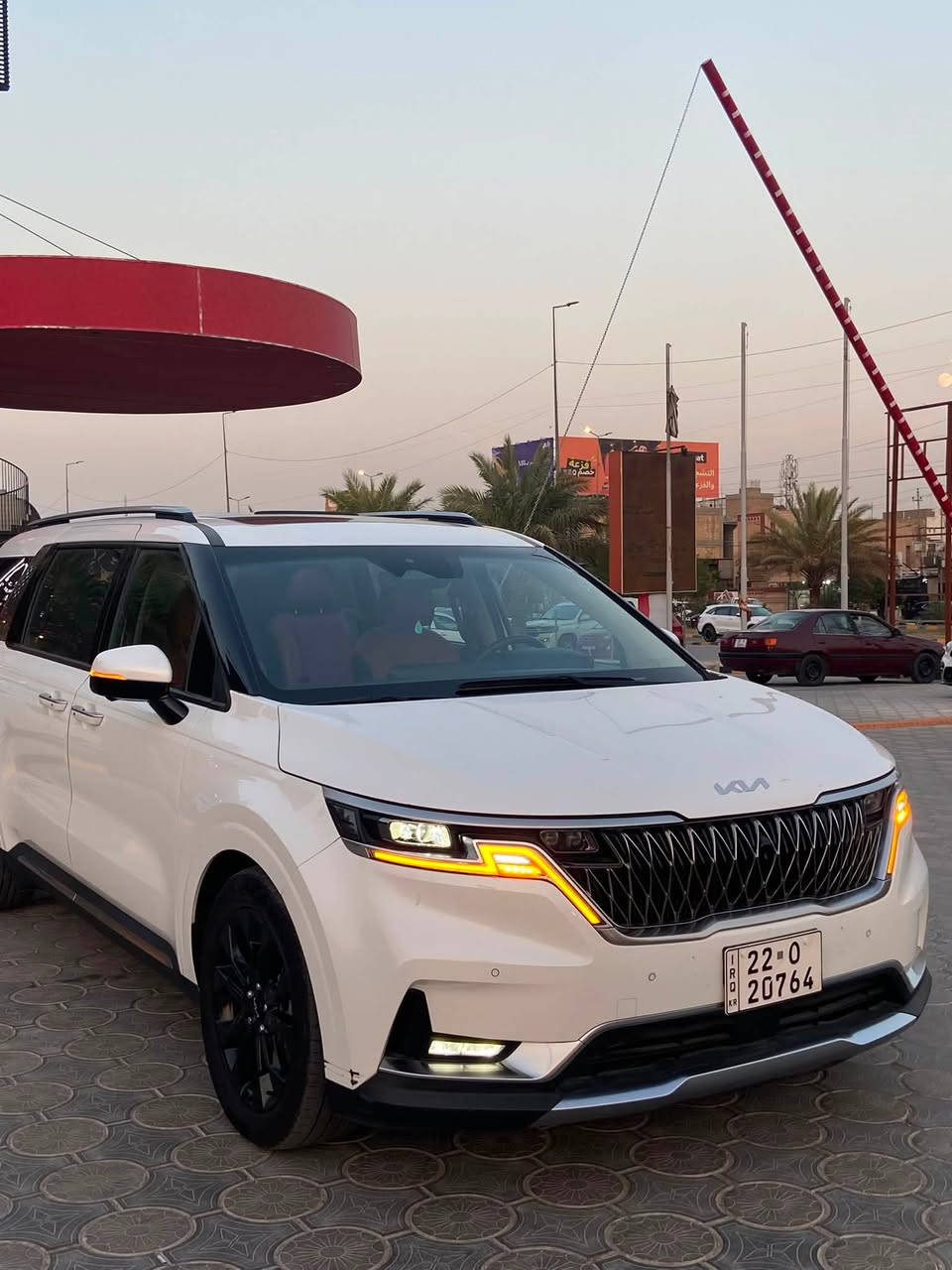 كيا كرنفال 2024 Sx برسيتج
🔵الموصفات (فتحة سقف جلد قرميدي تدفئة تبريد الكراسي الامامية جنطه كهرباء مع ابواب سلايد حساس امامي خلفي كاميرات محيطيه 5 شاشه ديجيتل )وباقي الموصفات المعروفة وحسب الصور
🔵عداد المسافه34 الف ميل 
🔵الحادث(جاملغ امامي وباب السايق وطرف البنيد وتبديلهن نفس القطع اصليه بدون صبغ) 
🔵رقم أربيل مداور او وكاله 
السعر:288 ورقه وبيها مجال بسيط 
🔵العنوان:النجف-حي الجامعة 
للأستفسار اكثر اتصال او وتساب فقط 
***********
