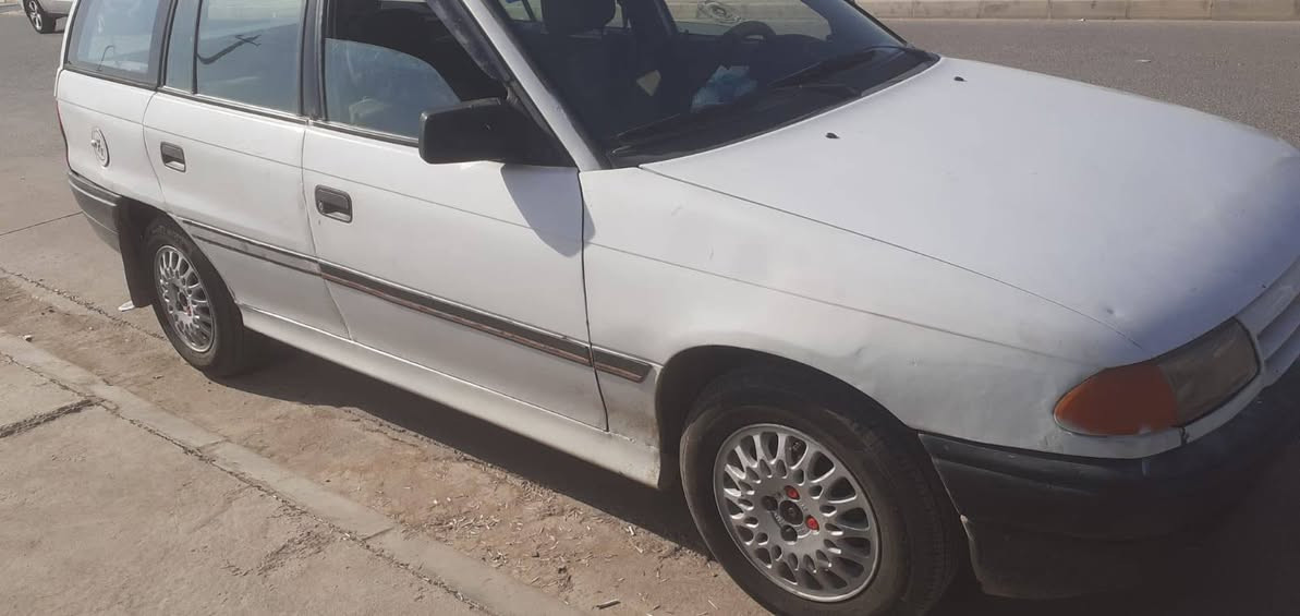 أستره استيشن محرك كير شرط رقم بغداد مصطره كابون بيها الكشر عل فحص ما اعرف اشبي السعر 37 ورقه وبيها مجال الشرعي يحولك السياره بسمو سنويه 30 الستفسار عل رقم***********
