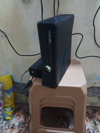 اكس بوكس 360 • ٨٣ لعبة • نظيف وشغال