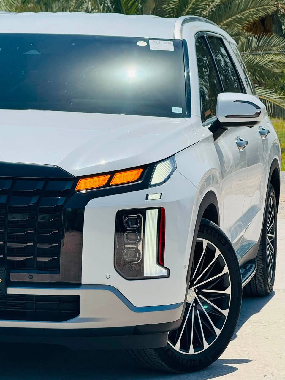 �
الفخامة، الراحة، والقوة اجتمعت بسيارة وحدة 🚘✨

 للبيع سيارة هونداي باليسايد 2024 وينه اليدور الراحه والامان دخول جديد وارد كوري 

🚘 Hyundai Palisade 2024

✨ فول مواصفات عدا الفتحة بعده الفحص والمعاينه تبينه  اكو كلير بل قبق الجنطه  فقط 

🔢 رقم بغدادشهداء وكاله عامه  دخول جديد وارد كوري 

المواصفات: 🔹 تحكم بصمة مع خاصية التقدم والرجوع

🔹 تشغيل عن بُعد

🔹 العداد10الف 

🔹 ترحيب ذكي عند الاقتراب

🔹 سماعات Harman Kardon

🔹 رادارات محيطية من جميع الجهات

🔹 حساسات أمامية وخلفية – 12 حساس

🔹 5 كاميرات مع نظام رؤية 360°

🔹 كراسي Memory

🔹 كراسي جلد أبيض فاخر

🔹 جميع الكراسي كهربائية مع تدفئة وتبريد

🔹 كراسي VIP

🔹 تبريد مركزي أمامي وخلفي بتحكم منفصل

🔹 شفتات تحكم خلف المقود

🔹 مرايا جانبية: هيتر + تعتيم + إضاءة LED عند الاقتراب + رادار جانبي

🔹 صندوق كهربائي شفط، يفتح عند الاقتراب، مع 4 وضعيات للفتح

🔹 محرك 3.8L V6

📞 للاستفسار: *********** اواتصل *********** وبيك خير ودلل مكان السياره نجف كوفه قرب جسرلامام علي 😘لامانه السياره بل حقيقه بعد احله من الصور
