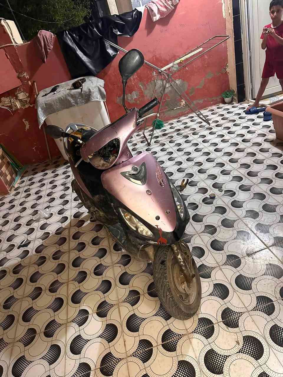 دراجه ماكس للبيع شغاله بيها نواقص مكينه تبخر وتحتاج ترتيب مكانها بعقوبه السعر 140 وبيها مجال ***********

