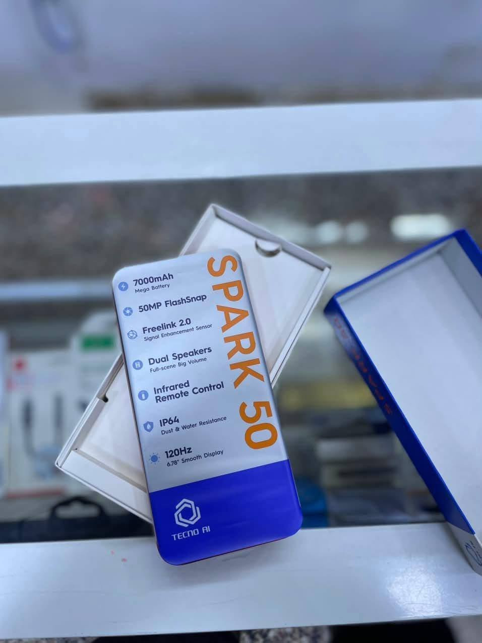 بيع مستعجل
تكنو سبارك 50 
بطارية 7000 
ذاكره 256 
وبعد بي كومه سوالف 
السعر 220 وبي مجال للشراي 
*********** 
مكاني بغداد الراشديه او شيخ عمر
