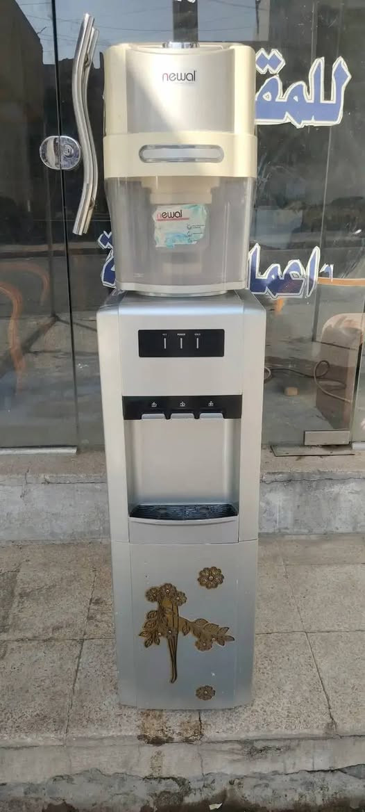 براد ماء نوال نظيف جدا وشرط شغال كله بارد وحار ..
السعر عالخاص او واتس اب ***********
