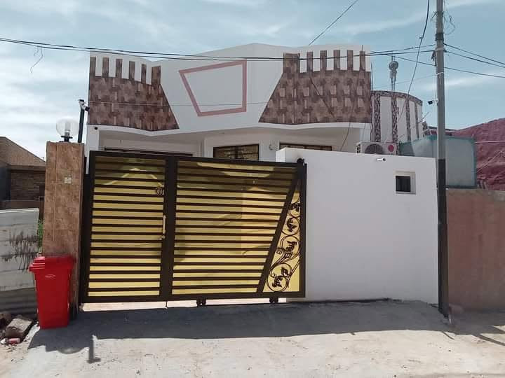 طابق ونص • غرفتين • ١٢٥م