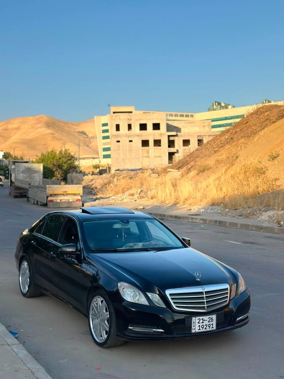 mercedes benz E220 2012
مارسیدس بێنز (e220)
مۆدێل (2012)
سەیارەکە دووبەیە ساخە
گێڕو مەکینەی کراوە بە ئەڕنەب(vvt)
نرخ(٤٢)گەڵاو مەجەلێکی کەم
بۆ زانیاری زیاتر پەیوەندی بکە بە(***********)
