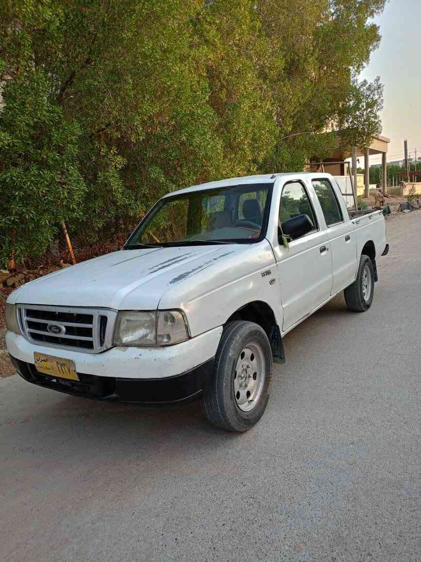 السلام عليكم فورد ٢٠٠٨ سيارة جاهزة مكينة كير حدادية تخم تاير سيارة بدون تحويل مكاني ناصرية الدواية  السعر ٢٧وبيه مجال استفسار ***********

