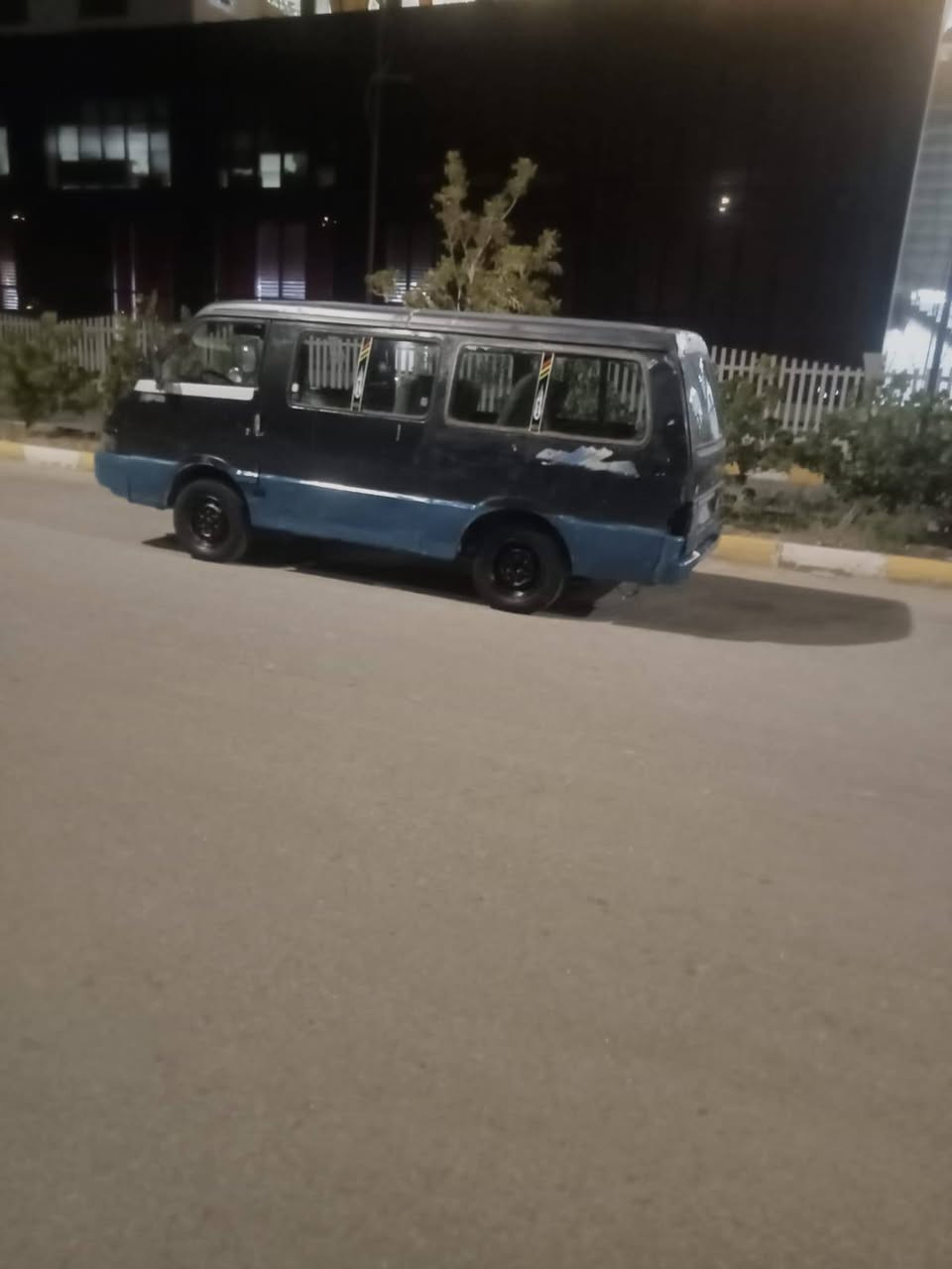 كيا بستا مديل 95 سياره جاهزه مكينه وكير حداديه وتخم تاير كهربائيات مكينه كاز كير عادي السعر 10 وبي مجال بسيط مكان سياره ناصريه الاستفسار ع رقم ***********
