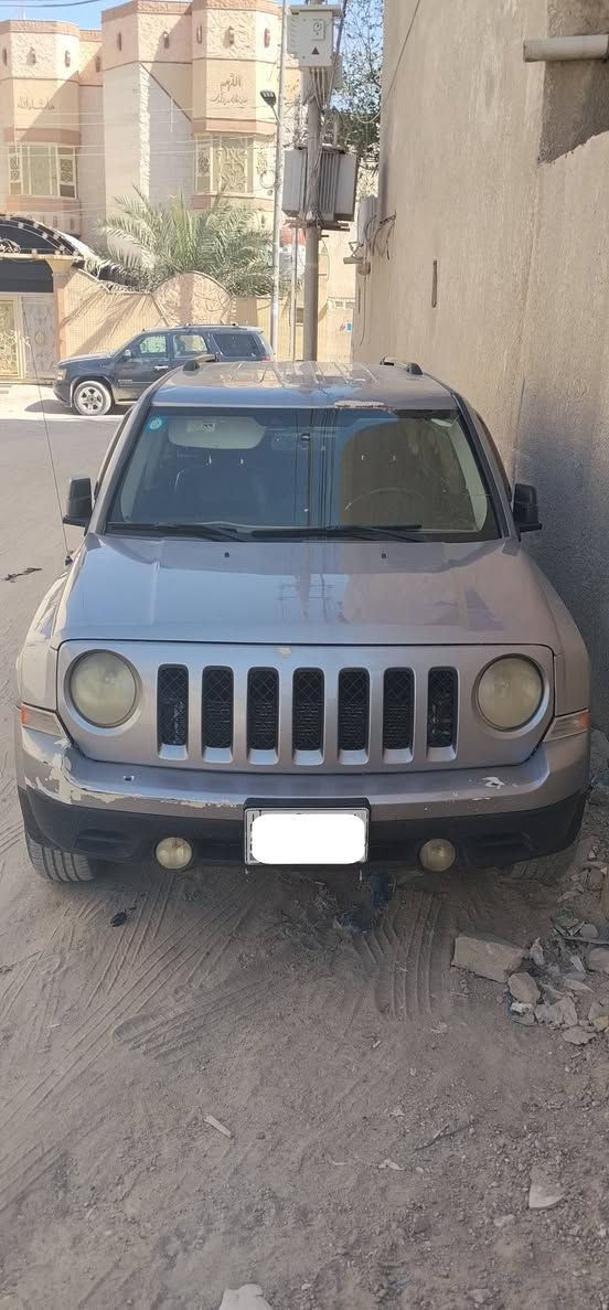 سياره باتريوت بسمي موديل 16 بل البصره مناوي 
السعر 90 
***********
