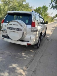 برادو • ٢٠١١ • ٢٧٠٠