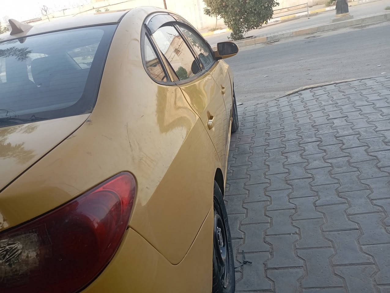 سلام عليكم النترا 2010 رقم بغداد أمريكي  انكليزي حادث جاملغ وبنيد  مكينه 2000 سنويه ال2030  الهيئه مصفره سعر 77 مكاني بابل حي الشاوي السونار موجود. ***********
