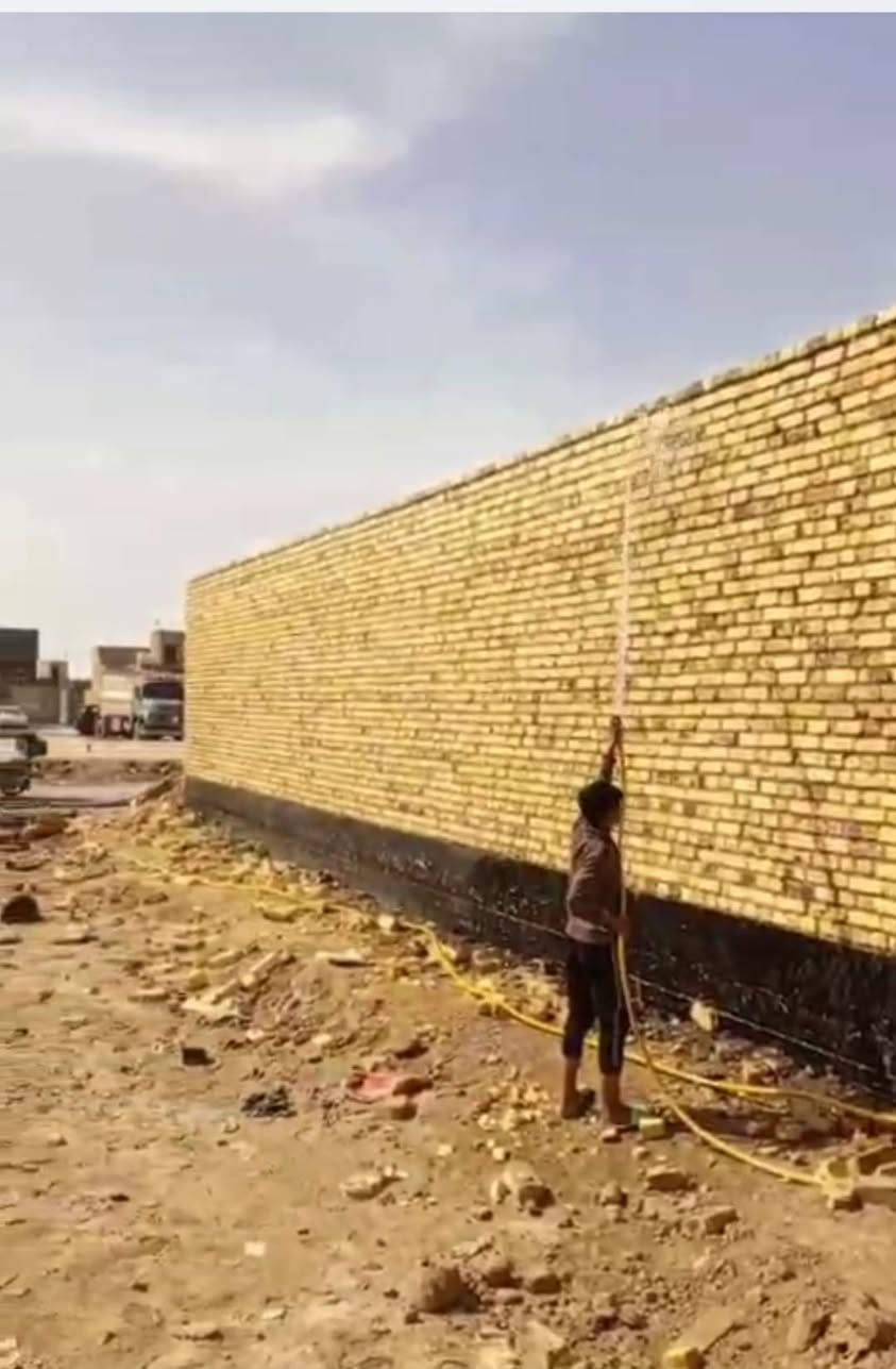 يتوفر بيت هيكل..يتكون من غرفتين..وصاله..ومطبخ.. واستقبال..   بمحصيره  قريب على شارع العام مساحه 200م سند 25زراعي   للاستفسار  ***********
