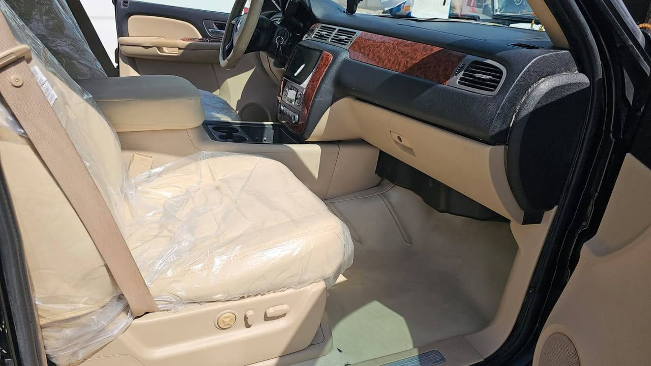 تاهوو خليجي ,,LTZ،،، 2013
بيع مستعجل ،، السياره فول مواصفات
السياره مكفوله من البارد والمعجون والضربه
بيها مكانات صبغ جماليه فقط بدون معجون
السعر ،، 166، بيها مجال
رقم الهاتف ،، ***********
