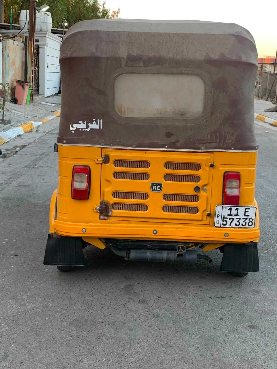 سلام عليكم 

تكتك ١٩ شهر ١٢ مرقمه وكامله رقم انكليزي وبسمي 

مكينه لا تنقيص ولا تبخير 

الكشر بدون ضربه مصبوغه عام لجماليه 

بغداد الحسينيه 

شراي اتصل ***********
