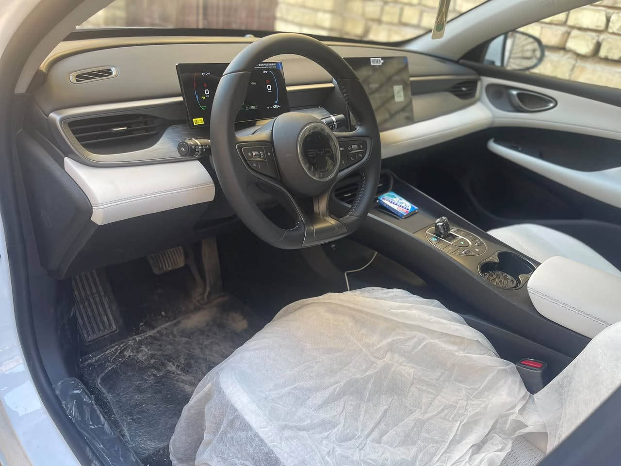 BYD seal 05 موديل 2025 بغداد بأسمي
ماشية 18 الف الكلي قابل للزيادة
مواصفات معروفة بيهه ملاحظتين ترجع بارد موضحة بالصور 
السعر 20 مليون و500 الف 
ادامة دهن وفلتر جديد
***********
