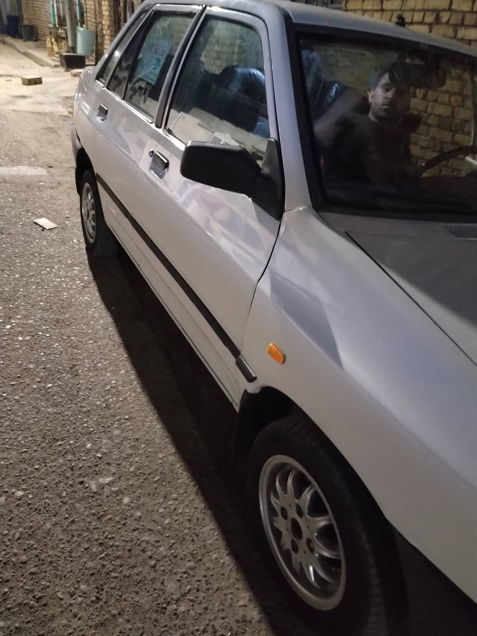 مكلف بل نشر لحد يراسل 
سلام عليكم سايبه مديل 14سنويه صاقطه ب19مكينه بيه ضعف قليل الكشره مكفوله لا صبغ ولا تبديل السعر 28  الشراي الشراي يتصل ***********
