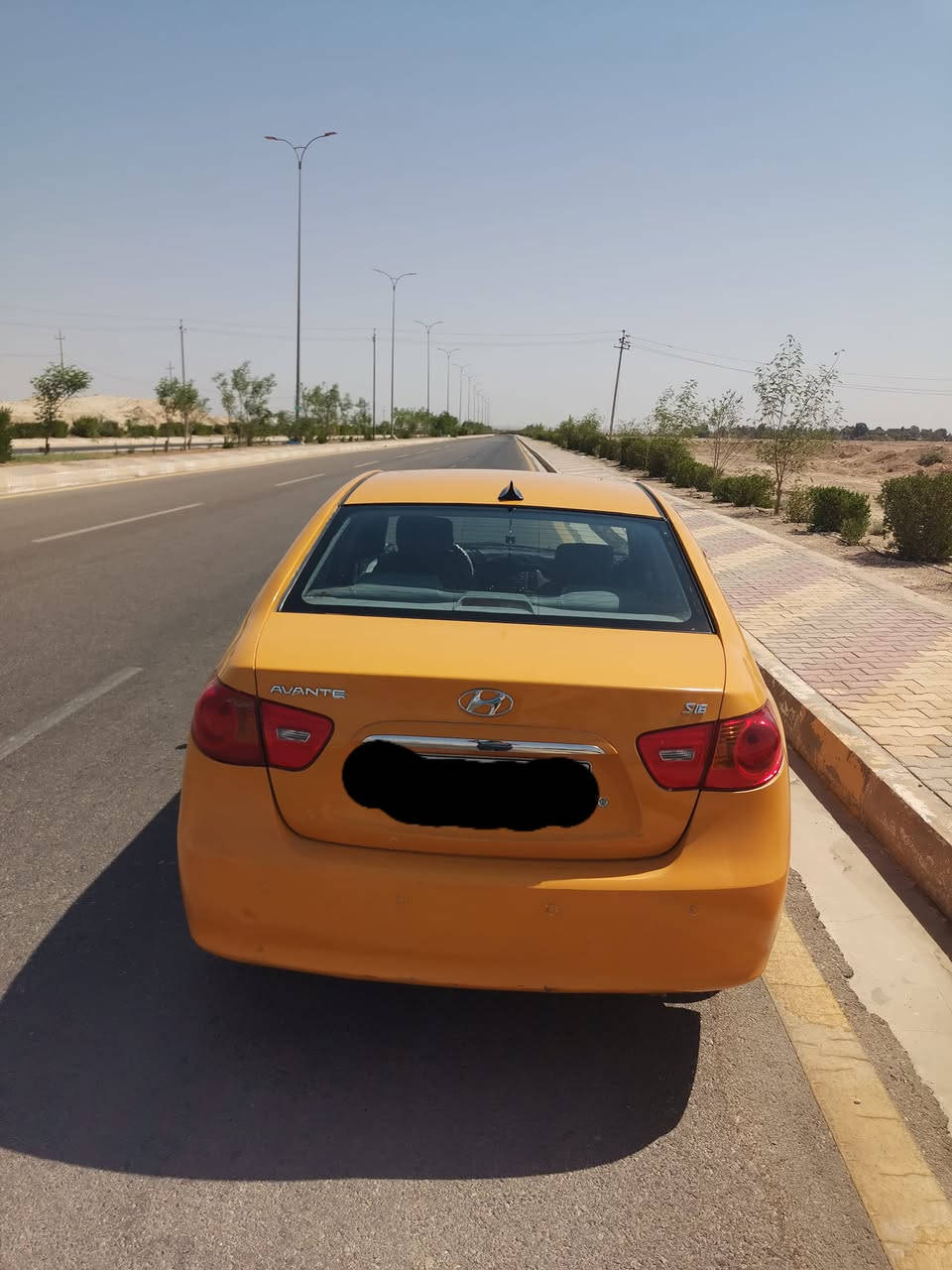 سلام عليكم 
افانتي للبيع كصص فول نضافة جاهزة ماتحط عليه لو الف دينار تواصل على ***********نقد فقط
