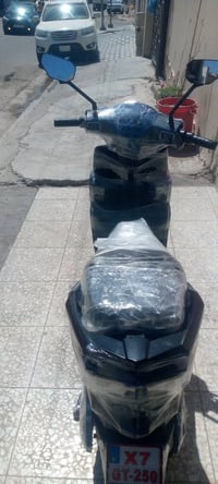 دراجه شحن للبيع دراجه موديل 26 جديده دراجه بعده نضيفه بطاريات  جدد درا...
