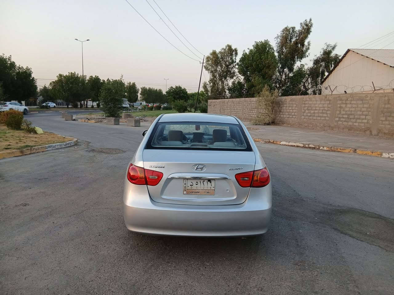 سلام عليكم مرخصة الادمن المحترم النترا خليجي موديل ٢٠١١ 
مكينه ٢٠٠٠ 
كير مكينه خير من الله 
صدر مكفول 
تخم تاير جديد 
تبريد ثلج 
مصبوغه حزام اثر جراد 
شاصي لغد مكفول 
السعر ٨٧ وبيها مجال كلش قليل 
وسياره جديد تراي وين ميعجبك 
عنواني بغداد البياع مدينه الذرى 
***********
