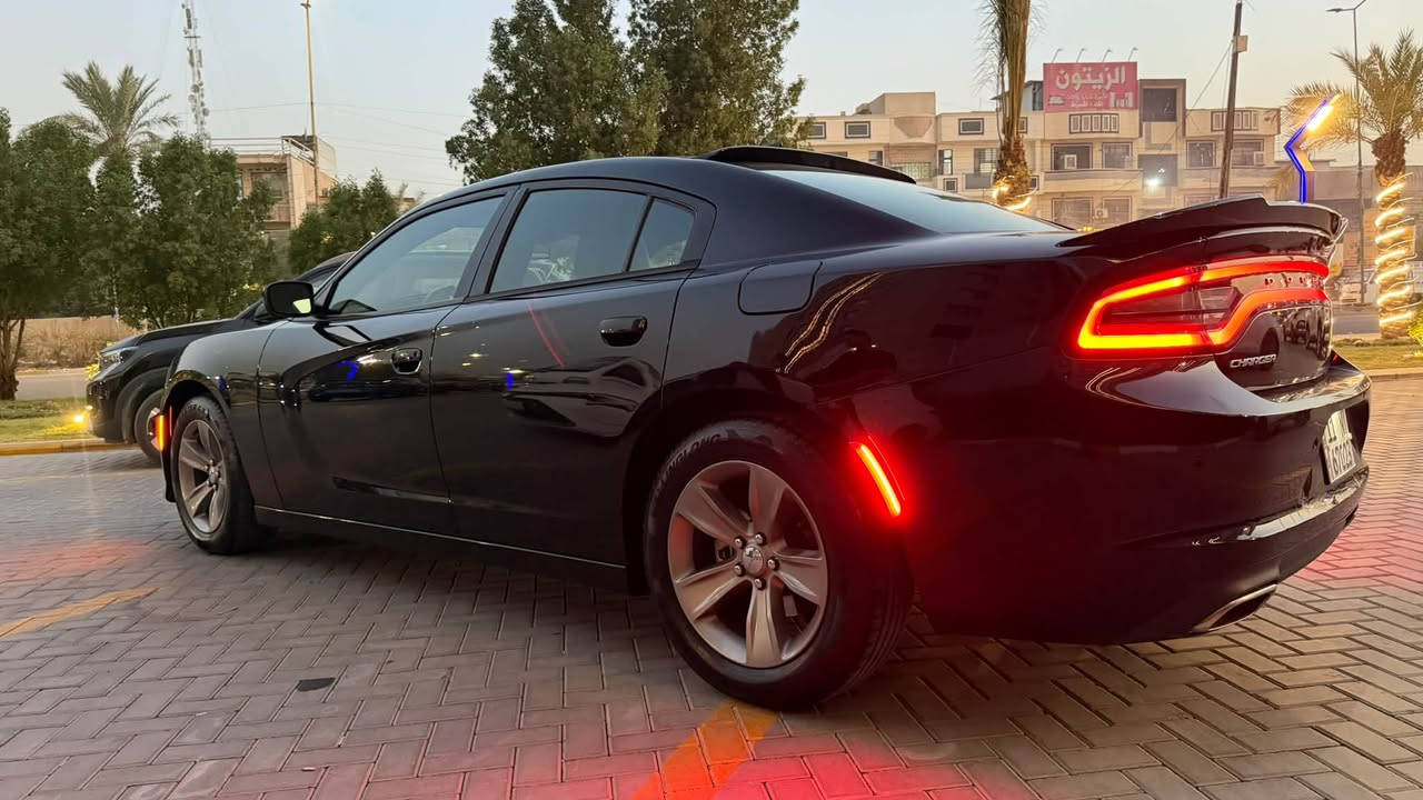 للبيع جارجر موديل 2018 اس اكس تي حادثها بنيد
كفالة شاصي ولغد
كفالة كير ومكينة
هنا بلعراق صار بيها صبغ جاملغ خلفي ايسر ونص جاملغ امامي 
السيارة كلش جديدة وجاهزة من كلشي اي نقص مابيها مواصفات معروفة سيارة بسمي رقم وسنوية وهزة كلة جديد كبل تحويل بأسمك مكانها بغداد  السعر 170 وبيها مجل بسيط السيدية للأستفسار الاتصال على ***********
