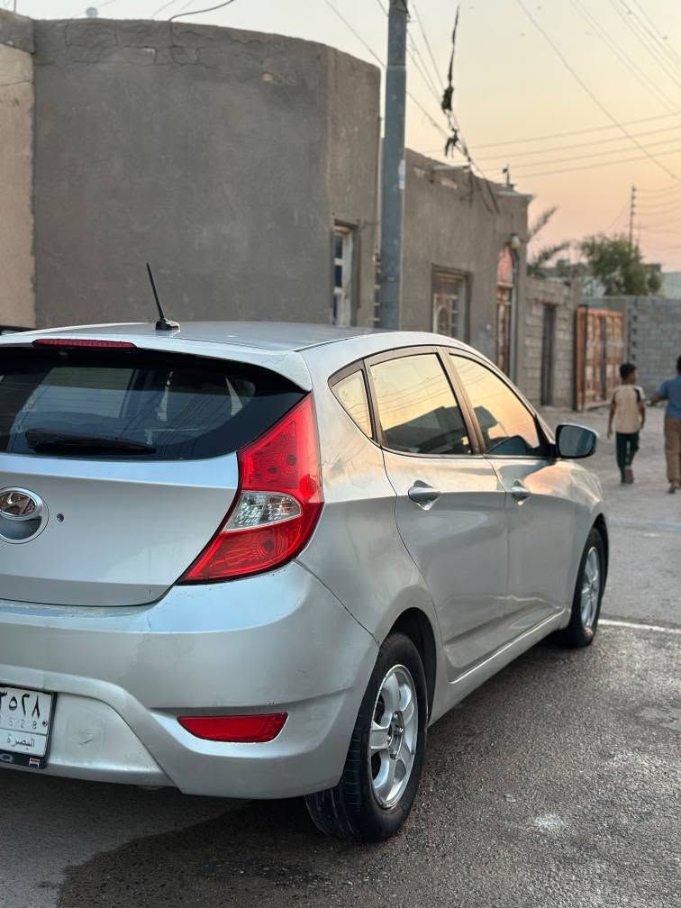 اكسنت ٢٠١٣ • حادثه دعاميه • وارد امريكي