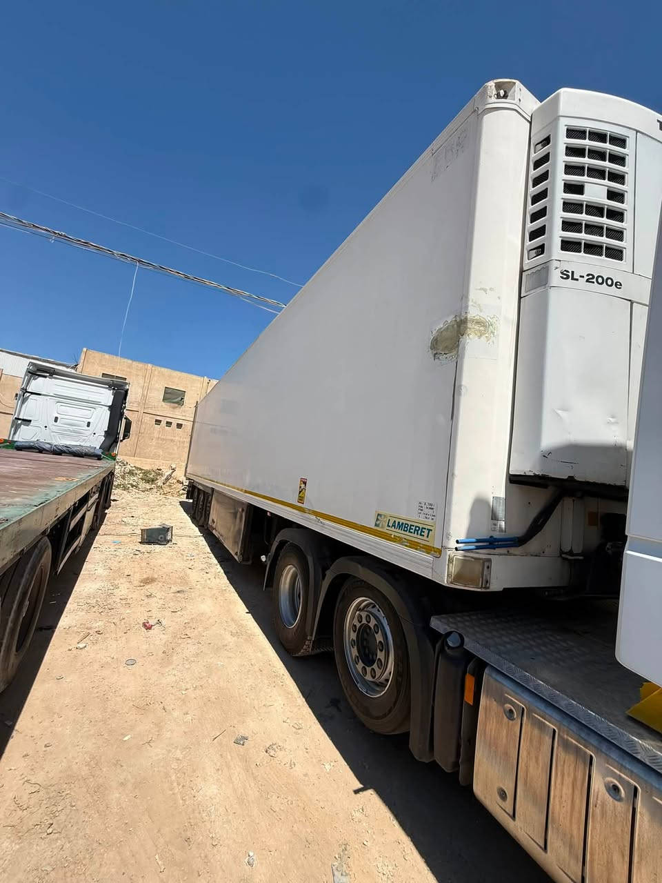 براد لانبرت للبيع موديل 2005 سمك 7 جهاز SL200e اوربي تخم تاير مجموعه ساف الدنكير الثالث رفاع أندوك عبار فصل وربط سليمانيه سعر 135 وبي مجال للستفسار خاص ***********
