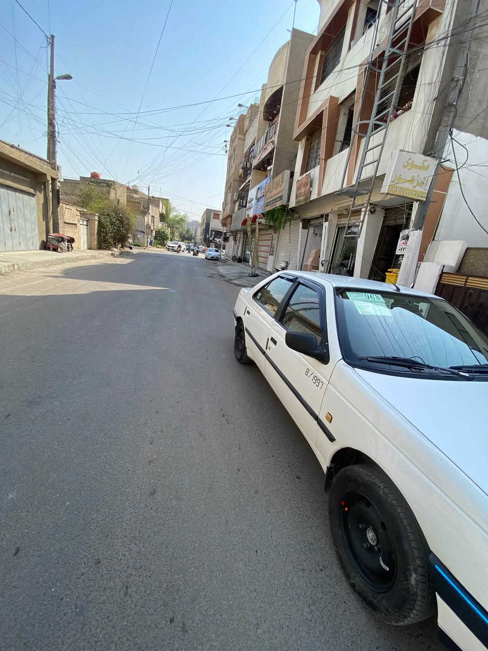 السلام عليكم انتصال عل رقم او وتساب مامتواجد عل فيس (***********) بيجو 405 جيلكس مديل ٢٠٠٩ رقم بغداد الدولي انكليزي سنويه جديده ) مكينه بدون تنقيص ولا تبخير كير تخم تاير جديد باتري جديد جامه اماميه جديده باور جديد لايت زنون صدر شاشه تاب لاضربه ولا صبغ فقط بنيد تبديل مال شركه ) عنوان بغداد الكرخ ساحه عدن سعر ٣٧
