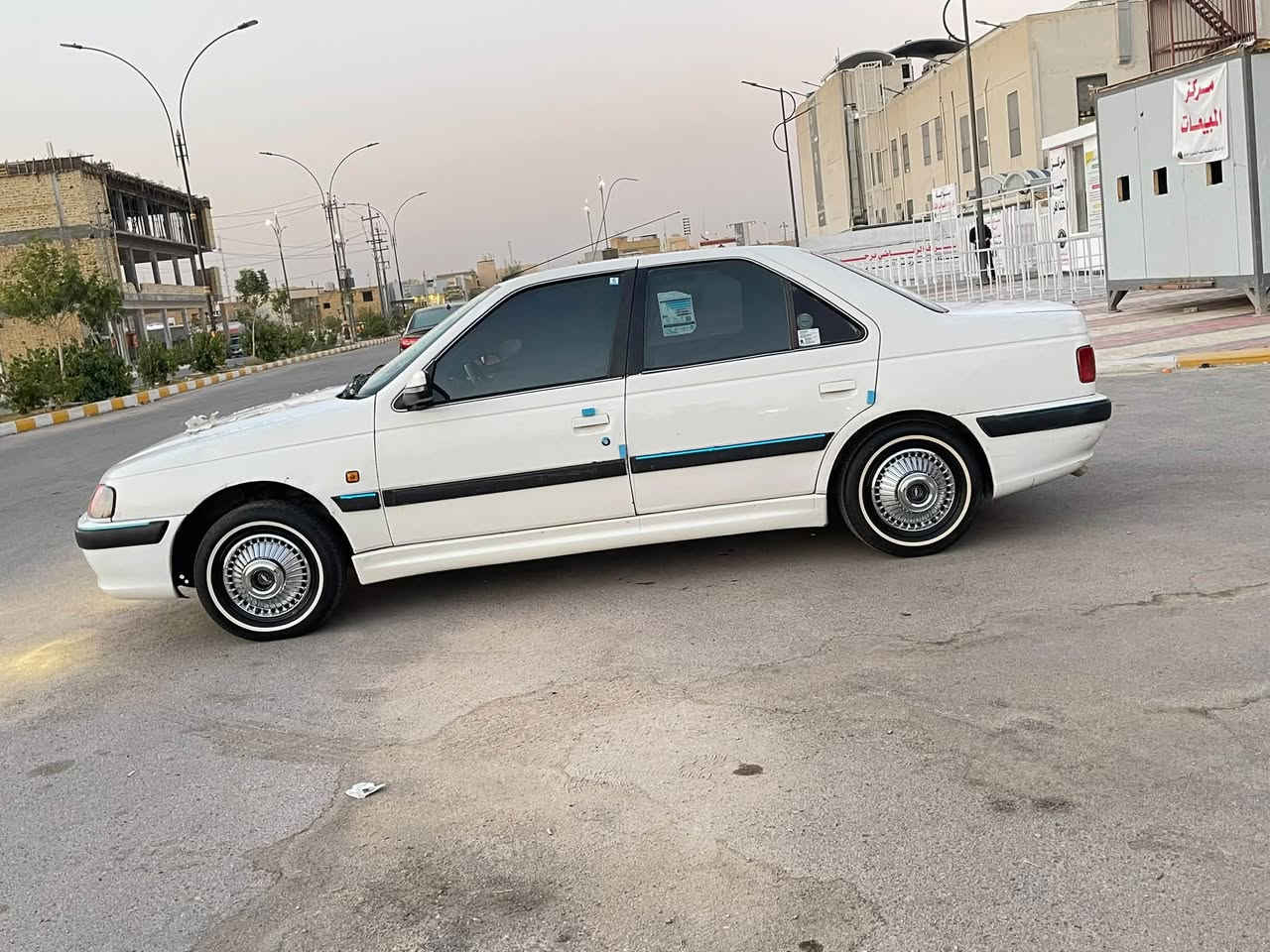 السلام عليكم 
بارص ٢٠١٣ سنويه ل ٢٠٣٠ إنكليزي تحويل مباشر 
مكفوله سياره وجاهزه 
مكينه وكير فرنسي الخفيف تبريد تخم تاير حداديه 
كهربائيات عام شغاله سياره جاهزه غرفته جديده 
سعره ٤٣ 
مكان سياره بناصريه اسكان الصناعي 
*********** ت
