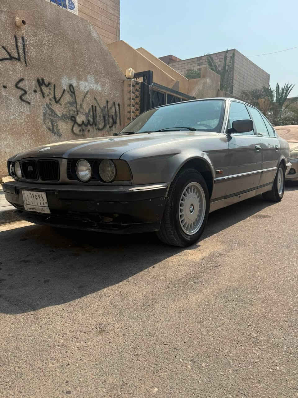 السلام عليكم بيم 520للبيع فول موصفات جاهزه من كلشي تخم تاير كهربائيات كله شغاله تبريد شغال حداده نص عمر رقم بابل مشروع وطني وين ماجات اتحول  راعيه ايريد تحويل سنويه نافذه ٢٠٢٧ كير عادي محرك ٢٠ يعني انسه الصرف رايده  ٣٠ورقه او بيه مجال بصيط جماعت ٢٥تعذرني السياره ماتفتح بنيد جاهزه لايت زنون مكينه اوكير خير من لله تراي وين ماتريد ***********البصره الزبير
