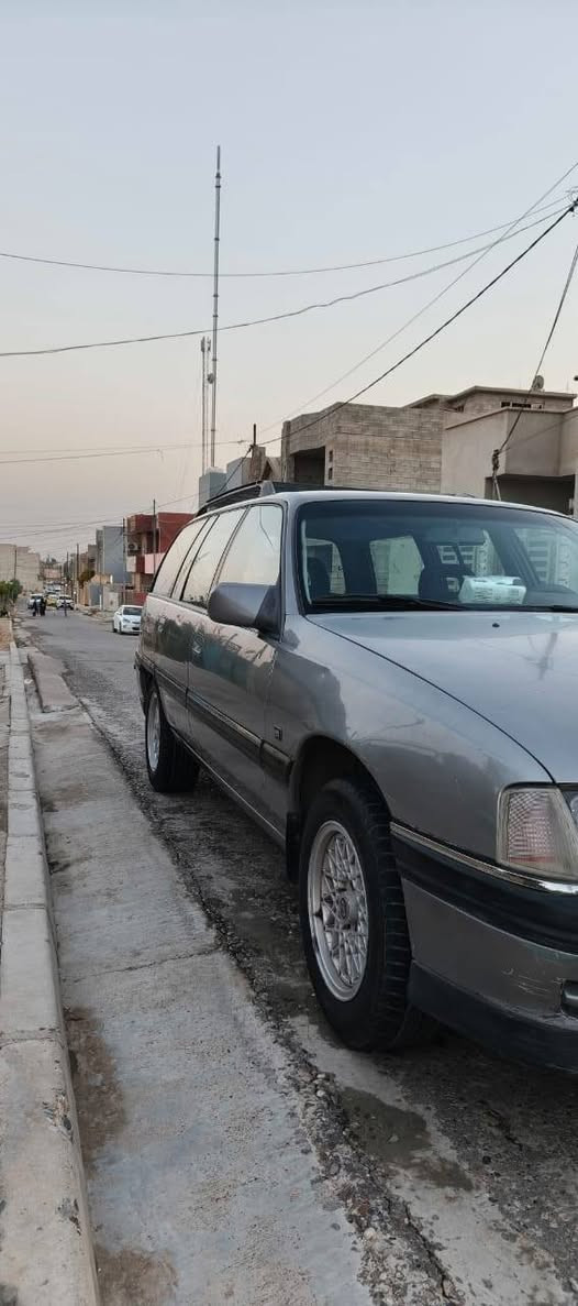 سلام عليكم اوبل اوميكا موديل 1993
حجم 20 كير محرك شرط
كير عادي سياره بدون صبغ
جامات كهرب
فتحت سقف
حداديه جديده
شرطسلام عليكم اوبل اوميكا موديل 1993
حجم 20 كير محرك شرط
كير عادي سياره بدون صبغ
جامات كهرب
فتحت سقف
حداديه جديده
شرط التحويل
كاربون موجود
السعر 35 أو بيها مجال
للتواصل على الرقم
***********
***********  التحويل
كاربون موجود
مكان موصل ايسر
السعر 35 أو بيها مجال
للتواصل على الرقم
***********
***********
