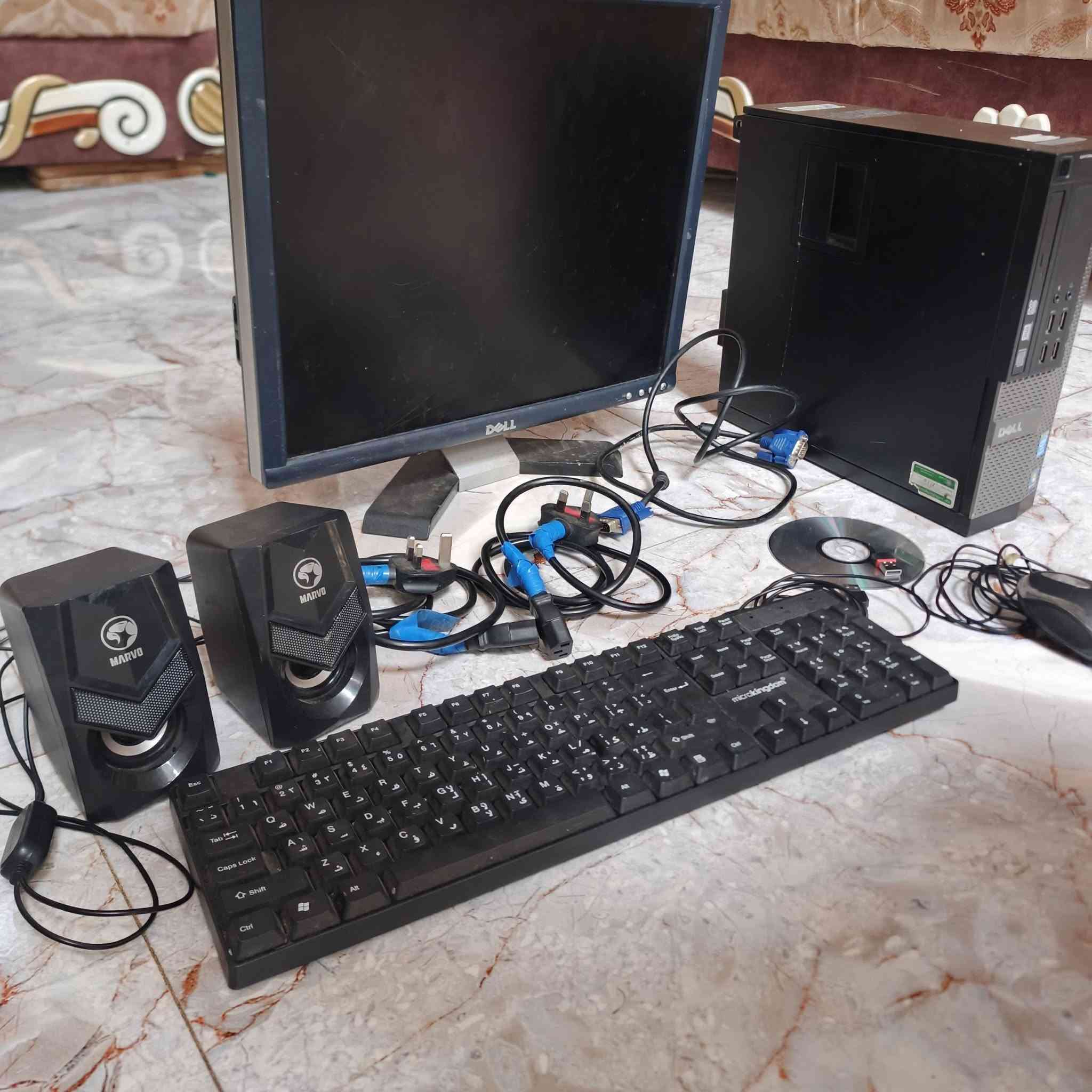 حاسبه Pcللبيع مستعمله شي قليل محدثه وندوز 10 تكدر تنزل بيها اي شي يعجبك ومكفوله من اي عطل او خلل ترجعها عليه ويجي وياها ماوس وكيبورد وسماعه اصليه وكيس وشاشه ووايرات التشغيل
السعر 99الف مكاني الكوت 
*********** هذه رقمي تكدر تتصل علي وبيه وتساب وتكدر تراسلني على الخاص
