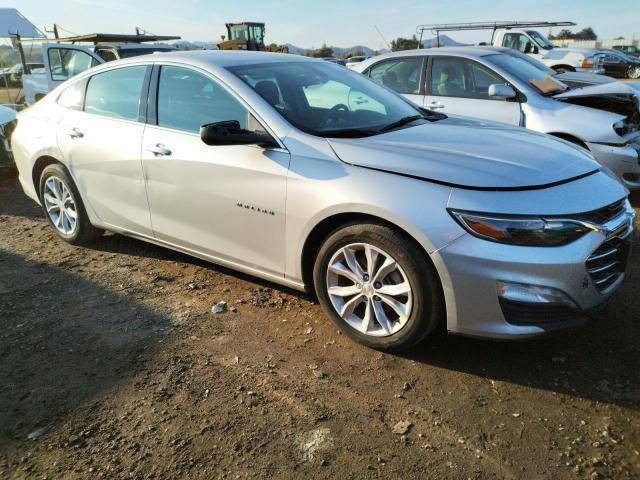 مالیبۆ ٢٠٢١ بێ لێدراوی پێش و پشت کەپسە،مواسەفاتی Lt کوشن کارەبا و کوشن گەرم،کامێرا و بەسمە و شەغال ٩٠ هەزار مایل ڕۆشتوە ڕەقەم سەنەوەی تازەیە بە ناوی خۆمەوەیە دوەم دەستە کە داغڵکراوە بێ عەیب بێ مەسروف 
سعری ١٠٨وەرەقەیە
***********
