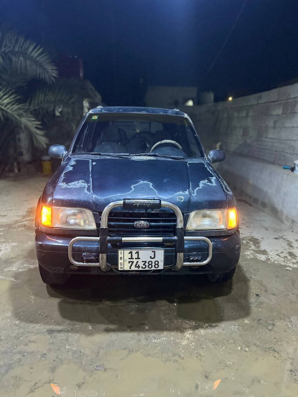 كيا سبورتج موديل قديم 93 سياره بلاديه بس بيها جراد خير من الله تبريد شغال كير عادي رقم بغداد هزه جديده شرط التحويل اريدها ب35وبيها مجال حك الجيه ترهم مراوس  رقم بيه واتساب ***********
