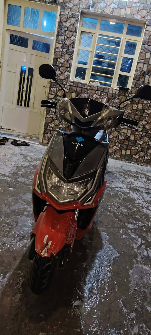 سلام عليكم موطور سكنس شحن موديل 24 بطاريات يقرن 10 ونص بيهن نفخه خفيفه مكاني فلوجة  سعر 350 ***********/////***********
