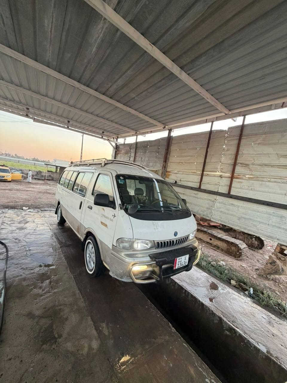 سلام عليكم
بريجو موديل 2002
ملاحضه ملاحضه الدرع الأمامي مو مالتها حاطه مجرد شكل
مكينه تبخر
كير جديد
صدر كهربايات كلها جديده
تايرات تخم قبل سبوع شاده
داخل حاويه كله بس التنته مالتها الباقي كله شاده حاويه
السياره مصبوغه بس صبغ قديم بدوان اي ضربه
وبيها هسه ملاحضات
 شواصي بيها اليمنه مصلح من اخذتها 
السياره بسمي ماعليها كلشي
رقم بغداد انكليزي
المكان بغداد التاجي
*********** بي واتساب
***********
