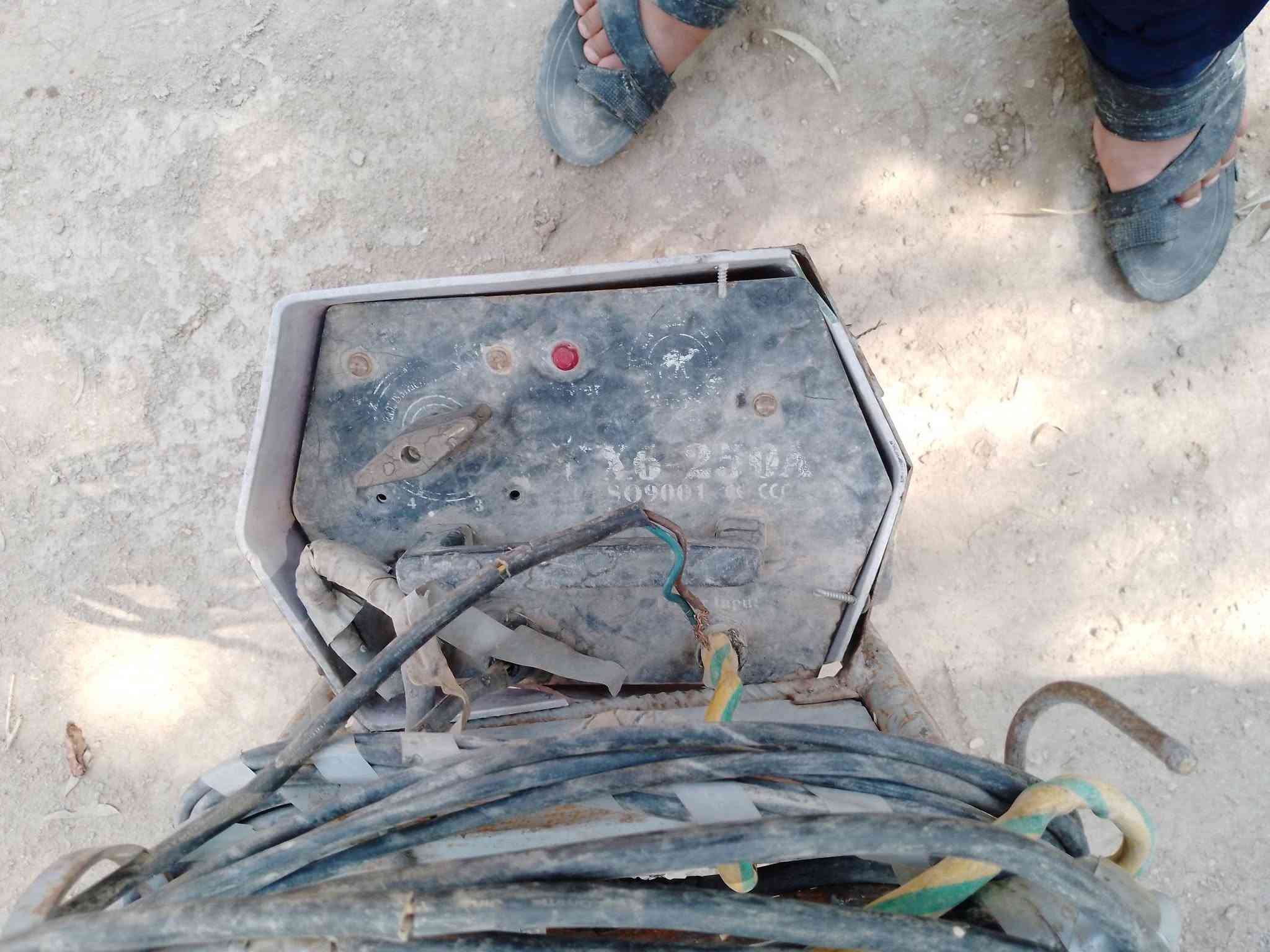 مكينه لحيم بلغاريه شغاله وتلحم درجاتها كلهن شغاله السعر 125 وبيها مجال قليل مكاني كربلاء ***********

