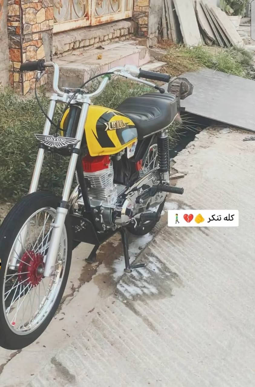 سلام عليكم دراجه اربعه قير للبيع تعمير 26 مكان ديوانيه السعر 350 وبيها مجال بيع مستعجل ***********
